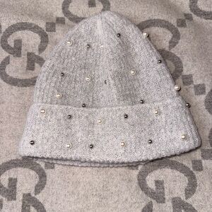 Gray Knit Beanie with Pearls